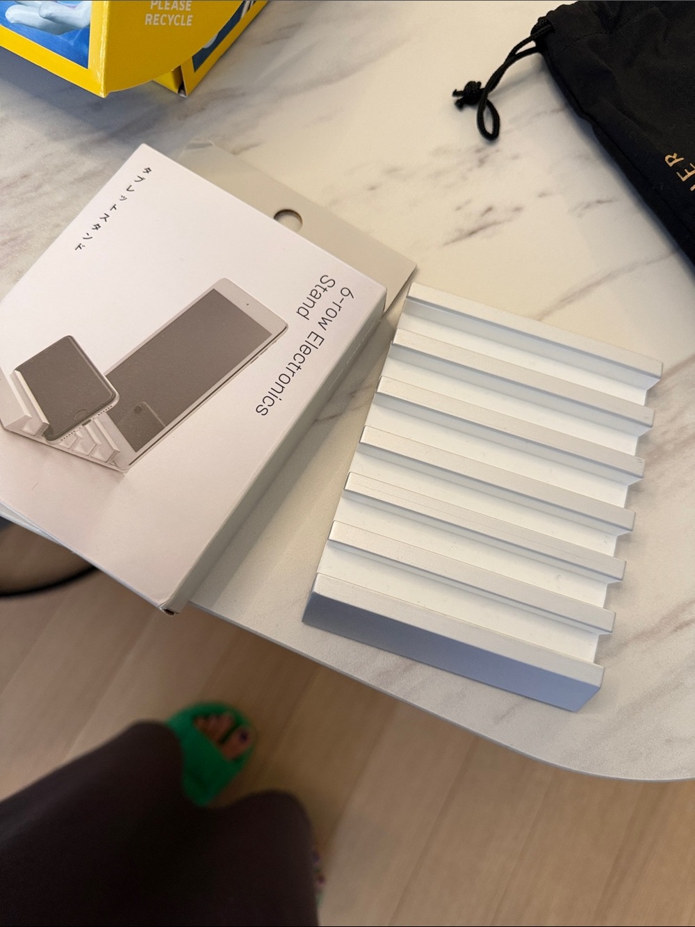 Yamazaki White Aluminum Multi-Device Tablet & Phone Stand